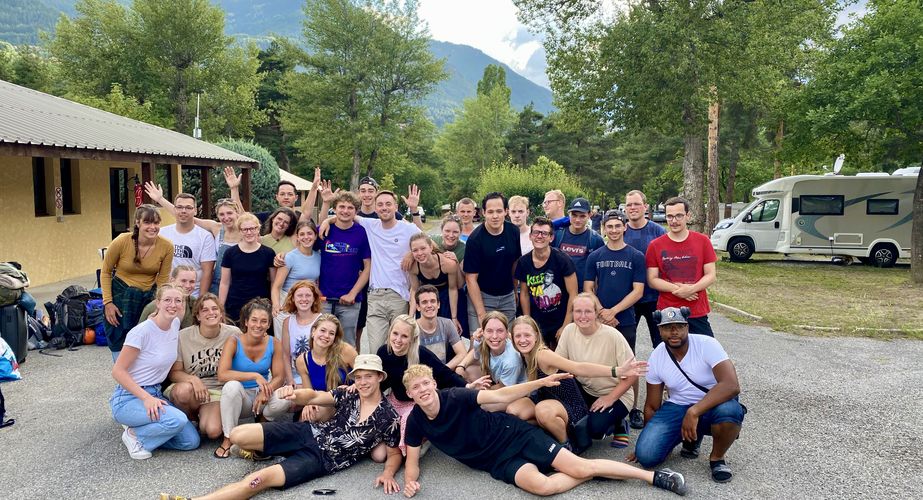 Groepsfoto op de camping Groepsfoto op de camping